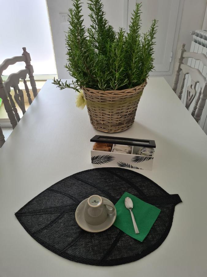 Bed & Breakfast Dimora Felice أوستوني المظهر الخارجي الصورة