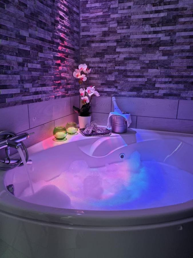 Bed & Breakfast Dimora Felice أوستوني المظهر الخارجي الصورة
