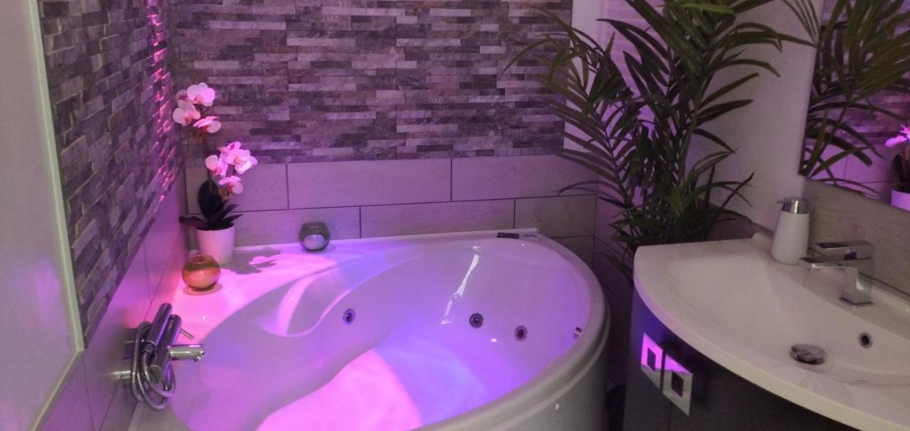 Bed & Breakfast Dimora Felice أوستوني المظهر الخارجي الصورة